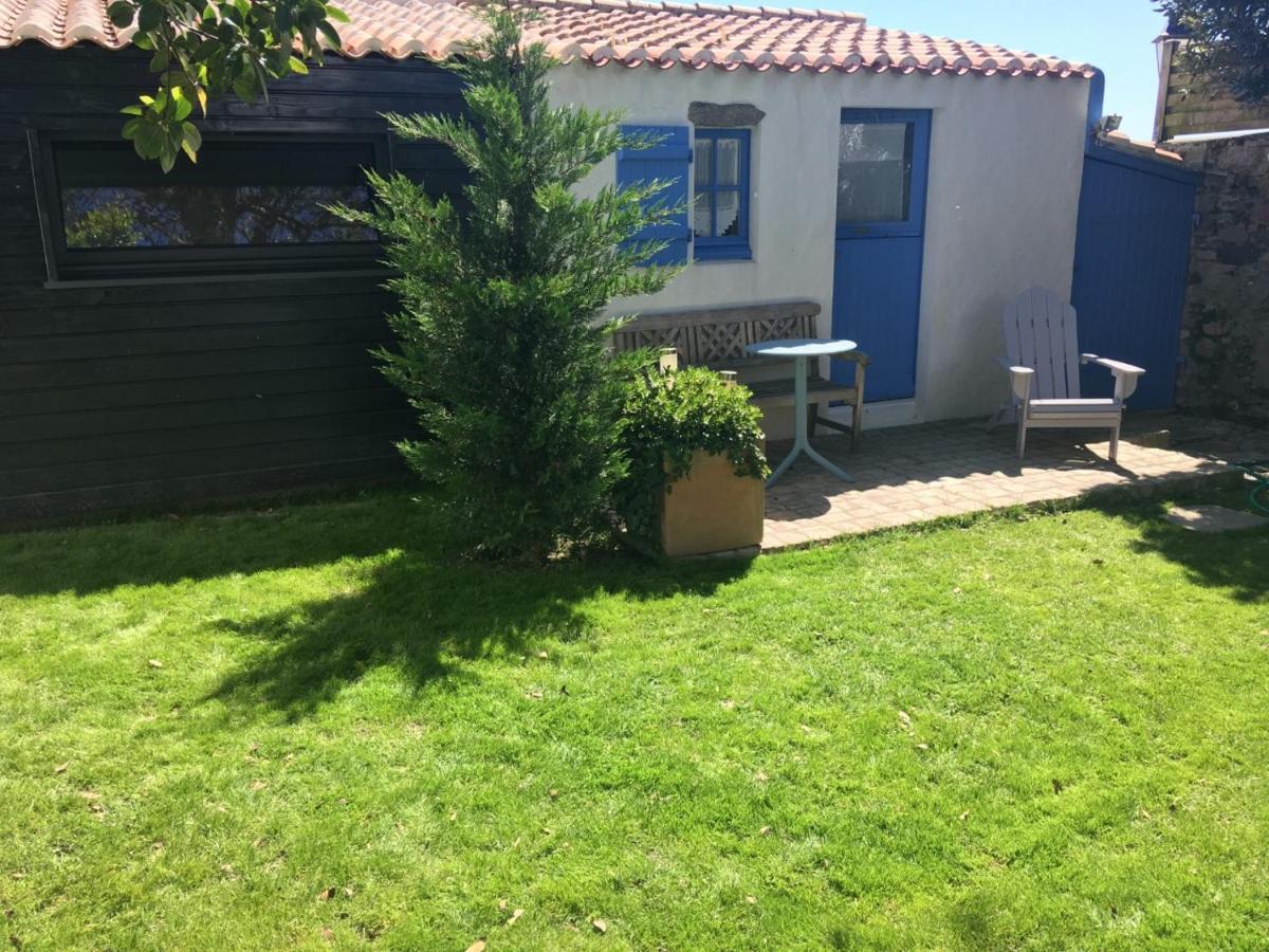 Le Buzet Bleu Bed & Breakfast Noirmoutier-en-l'Ile Exteriör bild