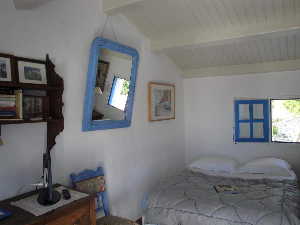 Le Buzet Bleu Bed & Breakfast Noirmoutier-en-l'Ile Exteriör bild